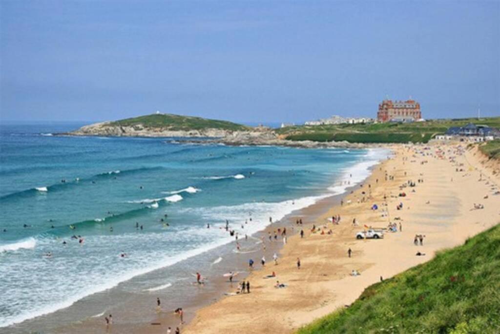 Large 5 Bed 3 Bath House 300 Meters From Beach And Restaurants New Quay Exteriér fotografie